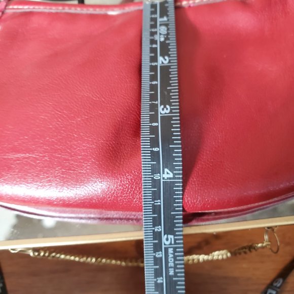 Vintage Liz Claiborne Small Red Polyvinyl Handled Bag - Picture 8 of 9